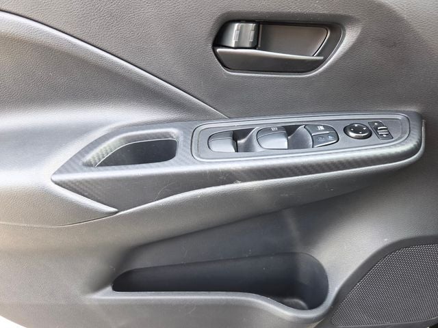 2023 Nissan Versa 1.6 S