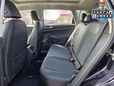 2025 Volkswagen Taos 1.5T SE Black