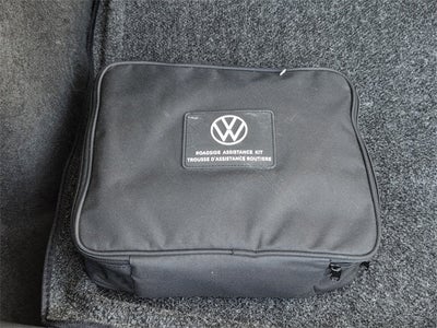 2025 Volkswagen Taos 1.5T SE Black