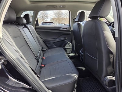 2025 Volkswagen Taos 1.5T SE Black