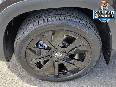 2025 Volkswagen Taos 1.5T SE Black