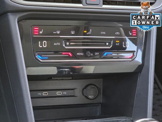 2025 Volkswagen Taos 1.5T SE Black