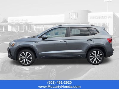 2024 Volkswagen Taos 1.5T SE