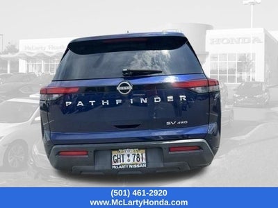 2022 Nissan Pathfinder SV