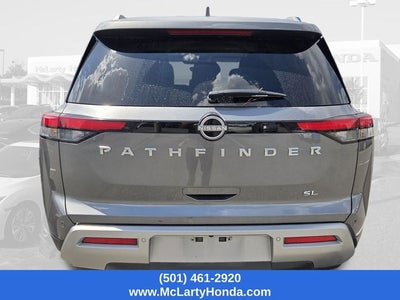2025 Nissan Pathfinder SL