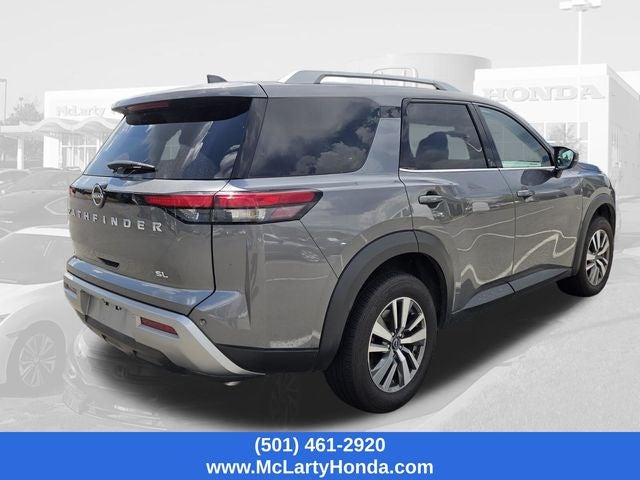 2025 Nissan Pathfinder SL