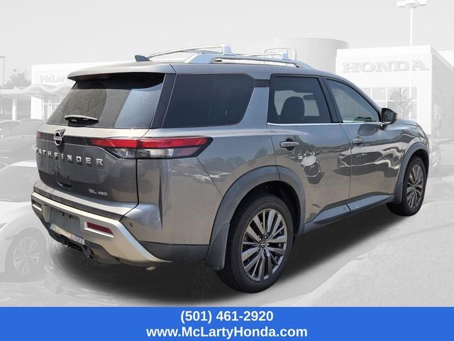 2023 Nissan Pathfinder SL