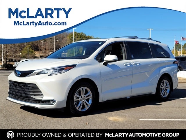 2022 Toyota Sienna Platinum 7 Passenger