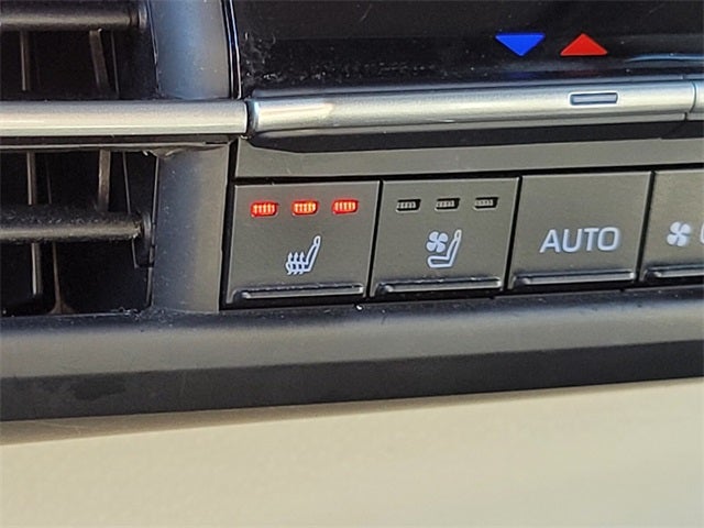 2022 Toyota Sienna Platinum 7 Passenger