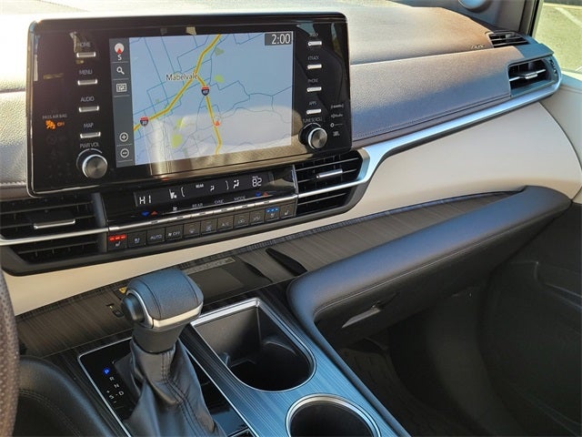 2022 Toyota Sienna Platinum 7 Passenger