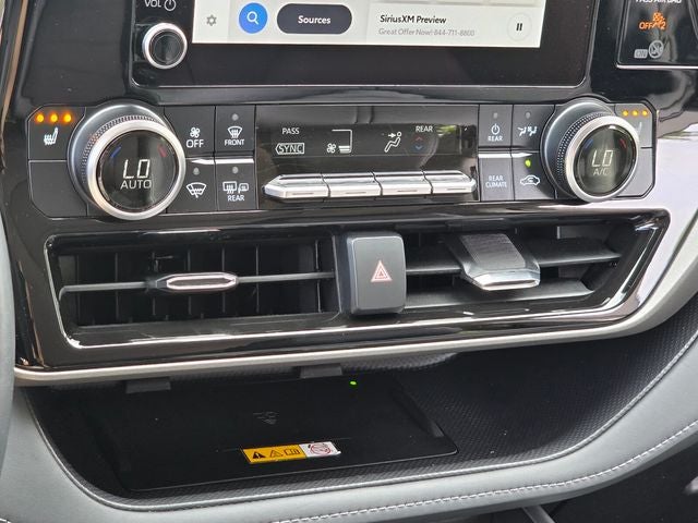 2025 Toyota Highlander XLE