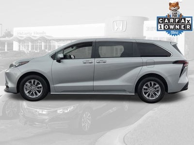 2024 Toyota Sienna LE 8 Passenger