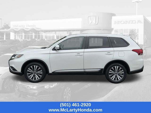2020 Mitsubishi Outlander Base