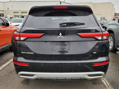 2024 Mitsubishi Outlander SE
