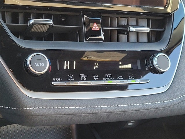 2024 Toyota Corolla Hatchback SE