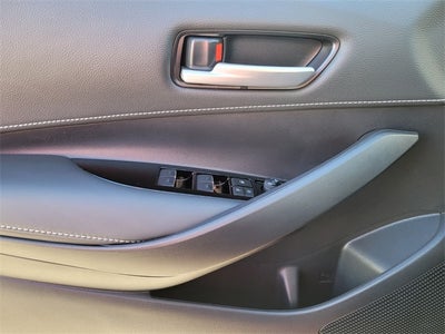 2024 Toyota Corolla Hatchback SE