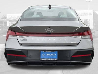 2024 Hyundai Elantra Limited