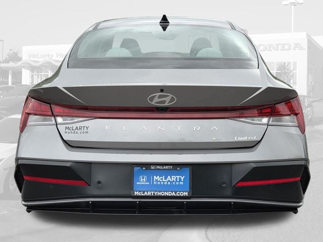 2024 Hyundai Elantra Limited
