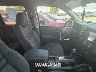 2024 Nissan Frontier SV
