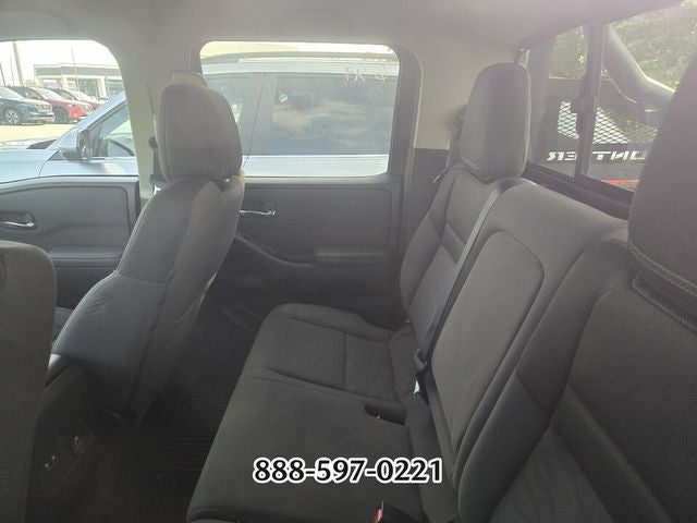 2024 Nissan Frontier SV