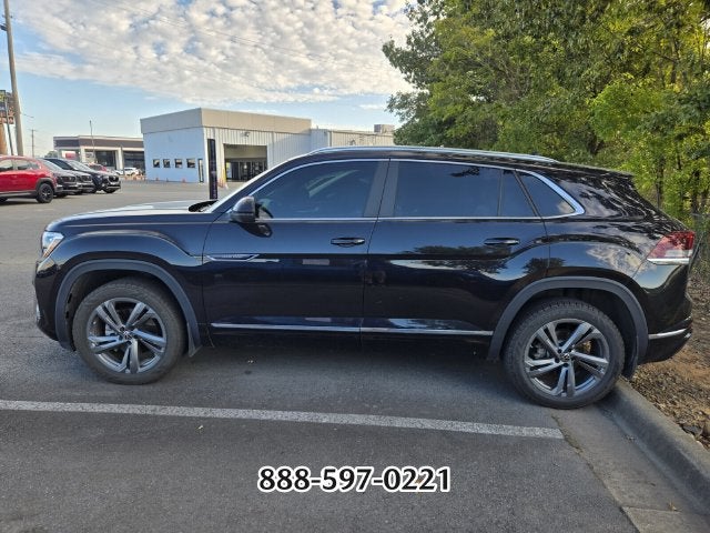 2024 Volkswagen Atlas Cross Sport 2.0T SEL R-Line
