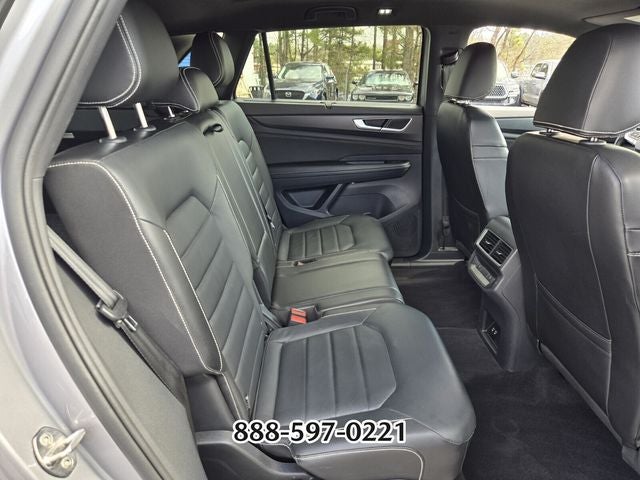 2024 Volkswagen Atlas Cross Sport 2.0T SEL R-Line