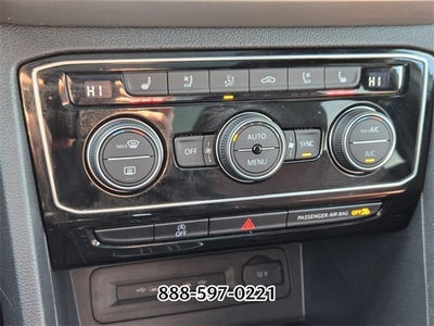 2023 Volkswagen Atlas Cross Sport 3.6L V6 SEL Premium R-Line