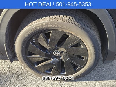 2026 Volkswagen Atlas Cross Sport SE w/Technology