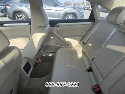 2013 Volkswagen Passat TDI SE w/Sunroof