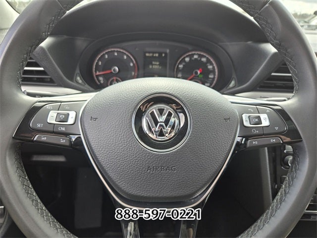 2022 Volkswagen Passat 2.0T SE