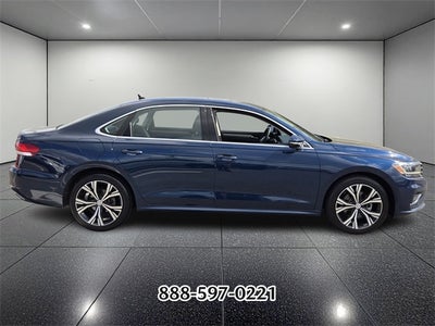 2022 Volkswagen Passat 2.0T SE
