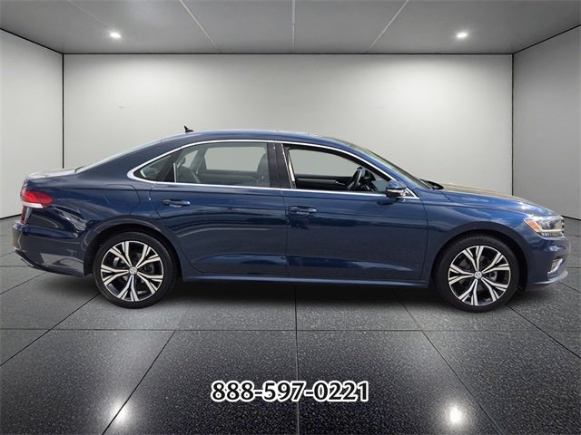 2022 Volkswagen Passat 2.0T SE