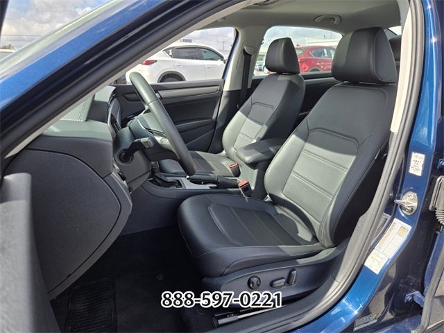 2022 Volkswagen Passat 2.0T SE