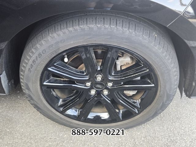 2021 Ford Edge ST Line