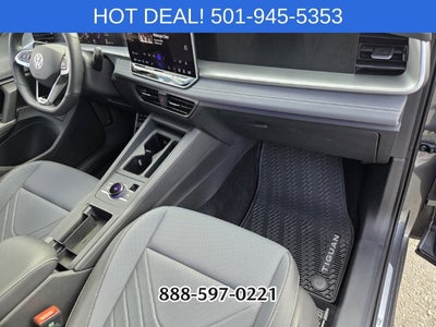 2025 Volkswagen Tiguan 2.0T SE R-Line Black