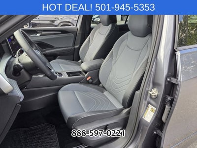 2025 Volkswagen Tiguan 2.0T SE R-Line Black