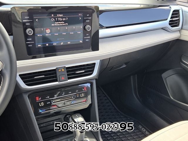 2025 Volkswagen Taos 1.5T SE