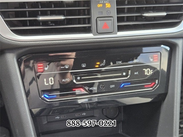 2025 Volkswagen Taos 1.5T SE