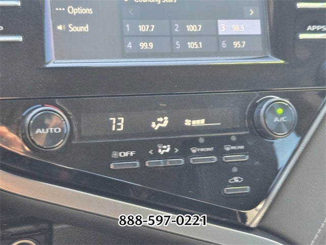 2019 Toyota Camry SE