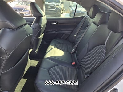 2020 Toyota Camry SE