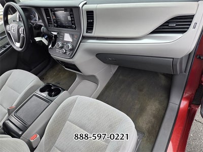 2018 Toyota Sienna L 7 Passenger