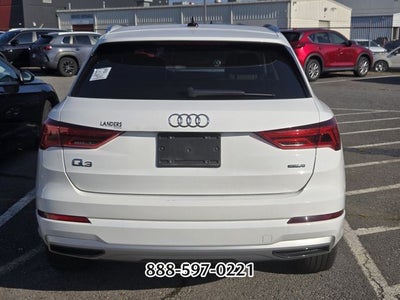 2021 Audi Q3 Premium quattro