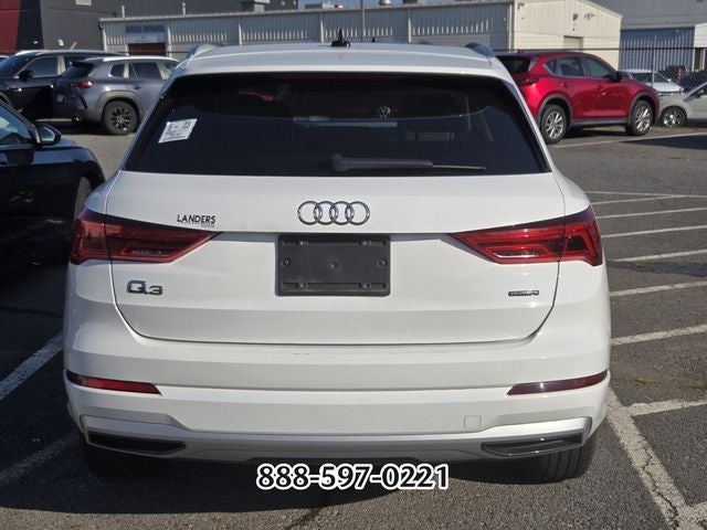 2021 Audi Q3 Premium quattro