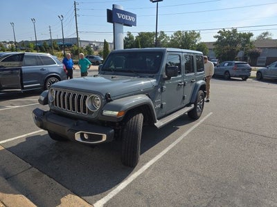 2024 Jeep Wrangler Sahara