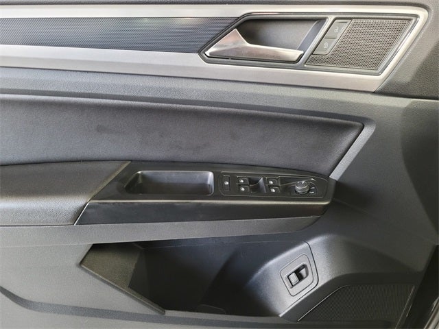 2021 Volkswagen Atlas 3.6L V6 SE w/Technology R-Line