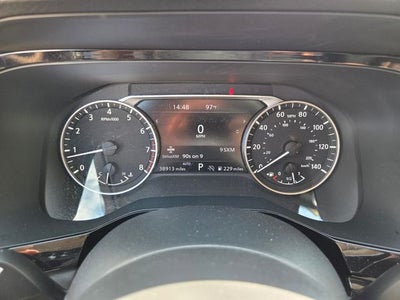 2025 Nissan Pathfinder SV
