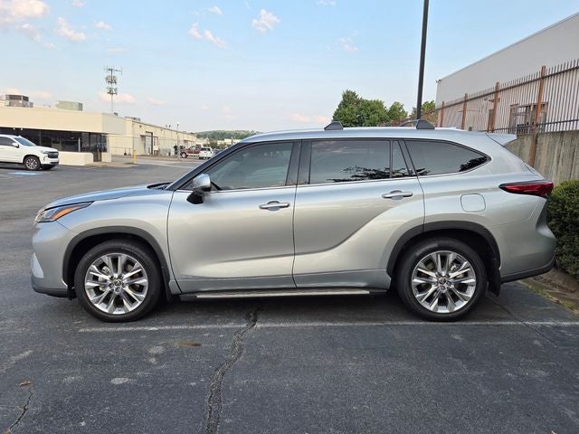 2022 Toyota Highlander Hybrid Limited