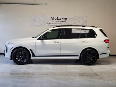 2024 BMW X7 M60i