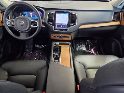 2023 Volvo XC90 B6 Plus 6-Seater