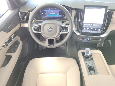 2026 Volvo XC90 B6 Plus 6-Seater
